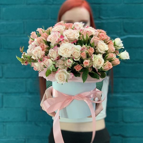 17 кустовых роз "Зайка"