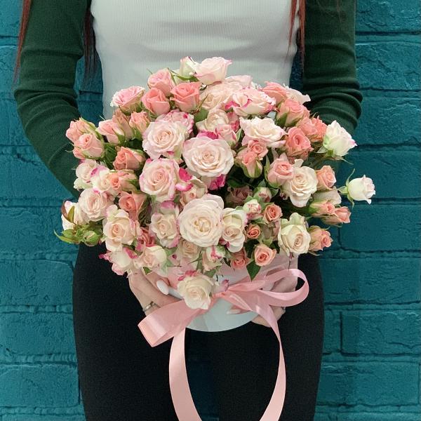 17 кустовых роз "Зайка"