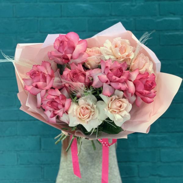 11 французских роз "Лёгкость пробуждения"