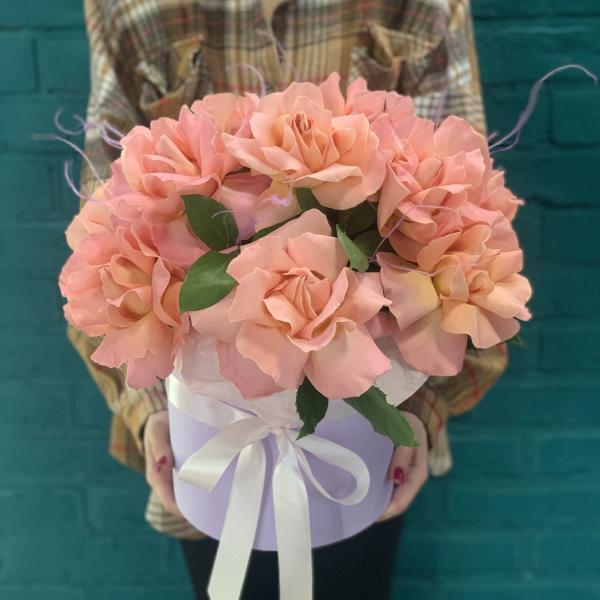 11 розовых французских роз "Лаванда"