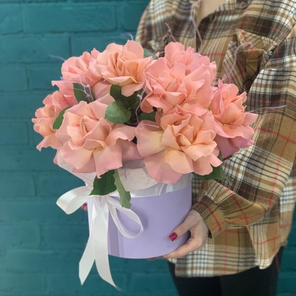 11 розовых французских роз "Лаванда"