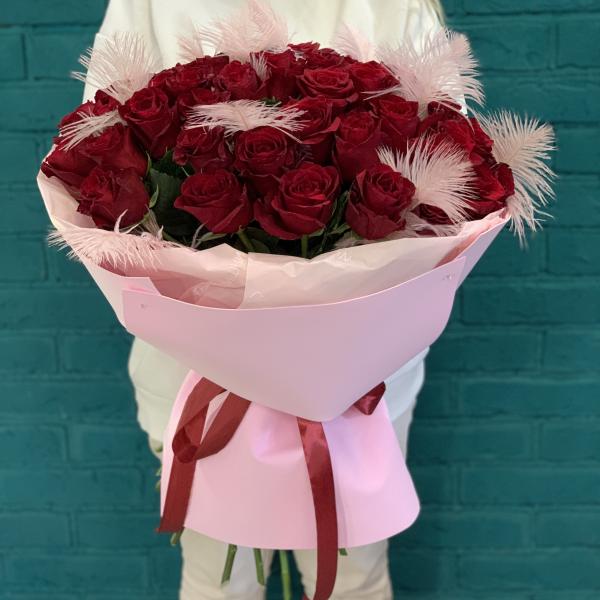 45 красных роз  " Вельвет"