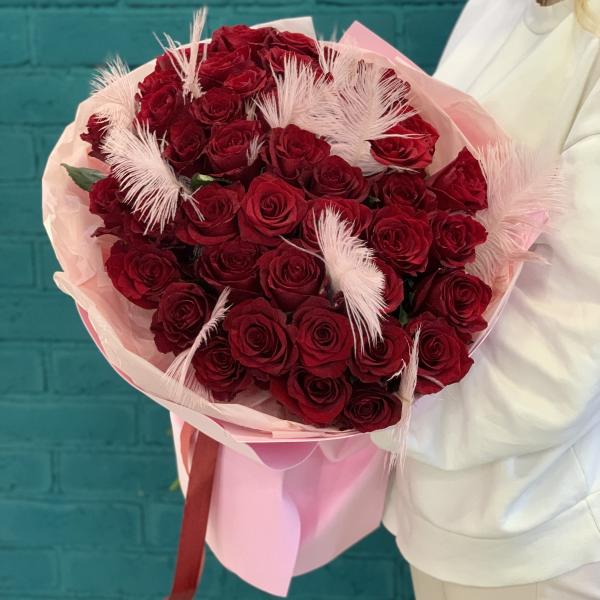 45 красных роз  " Вельвет"