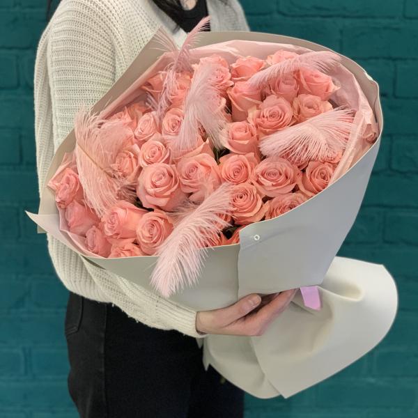 45 розовых роз  "Безмятежная красота"