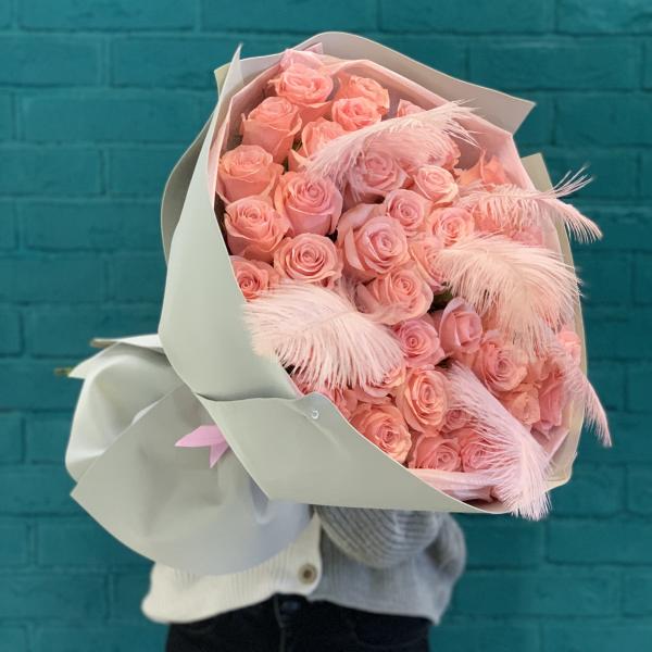 45 розовых роз  "Безмятежная красота"