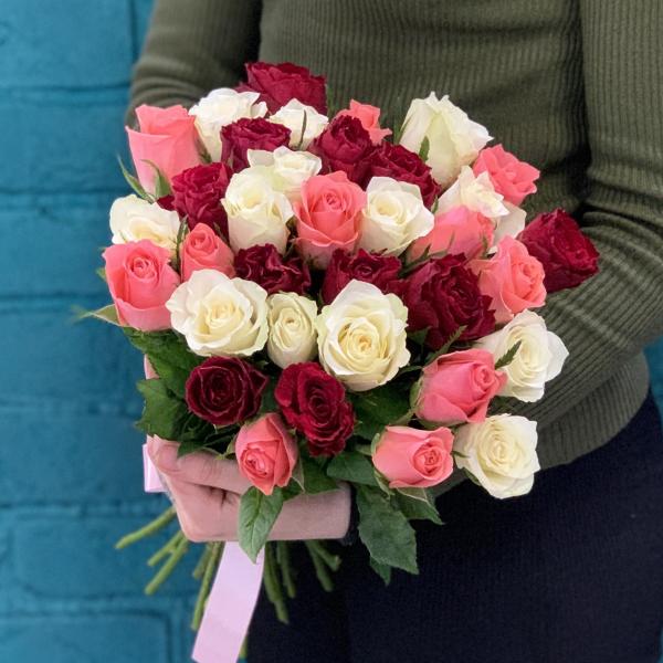 35 роз "Карнавал"