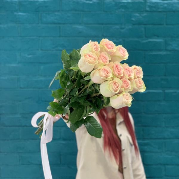 13 розовых роз "Любимая"