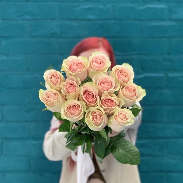 13 розовых роз "Любимая"