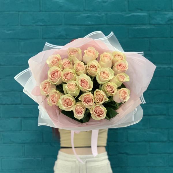 25 розовых роз "Ванильное суфле"