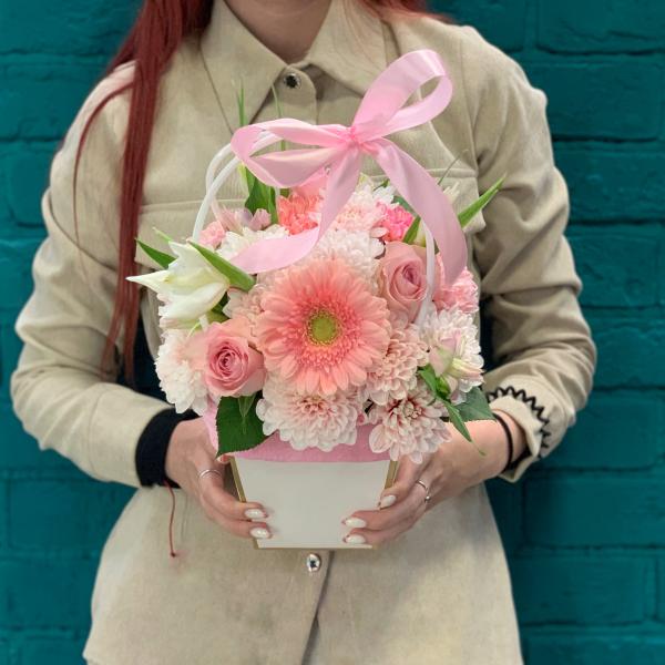 Гербера и ирис "Дева"