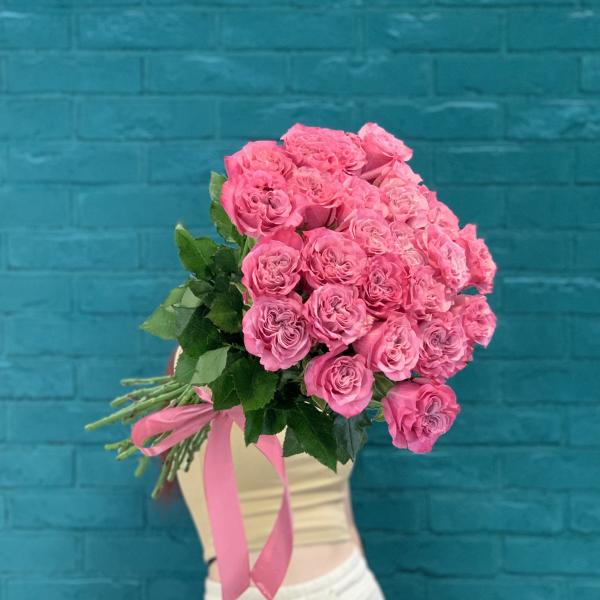 25 пионовидных  роз "Фаворит"