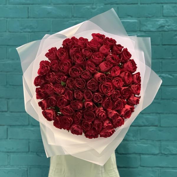 71 красная роза "Страстный закат"