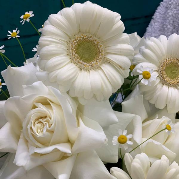 Французская роза и гербера "Эльфийский сад"