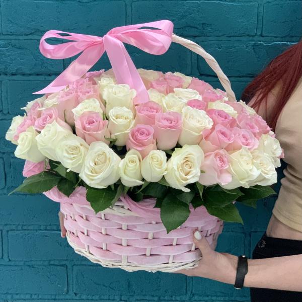 101 роза «Воздушная меренга»