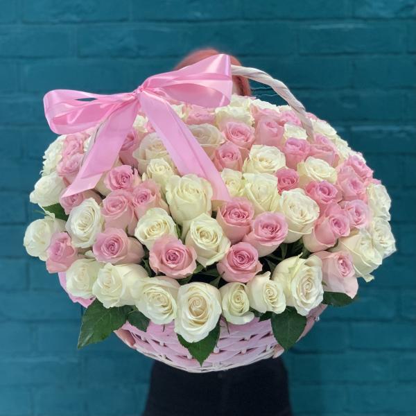 101 роза «Воздушная меренга»