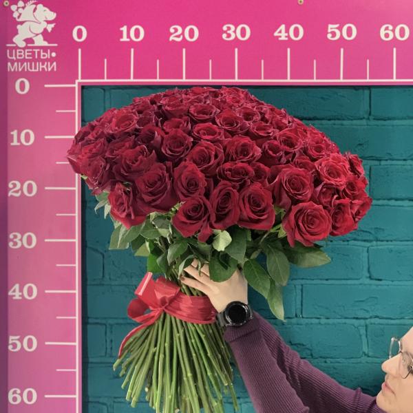 111 красных роз "Тайный поклонник"