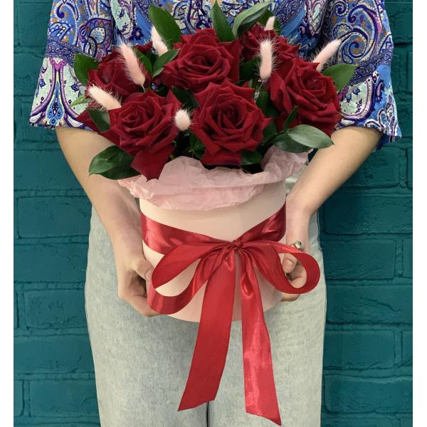 11 Французских роз "Ночь в Париже"