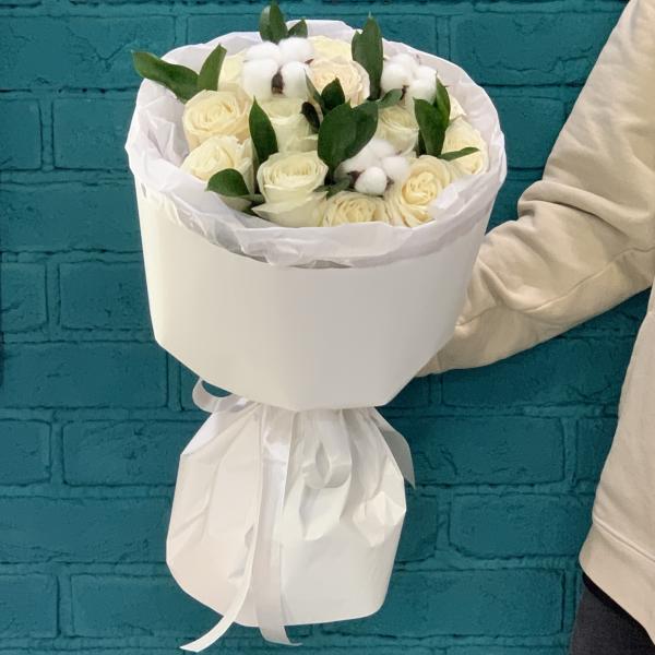 Роза и хлопок "Пушистое облако"