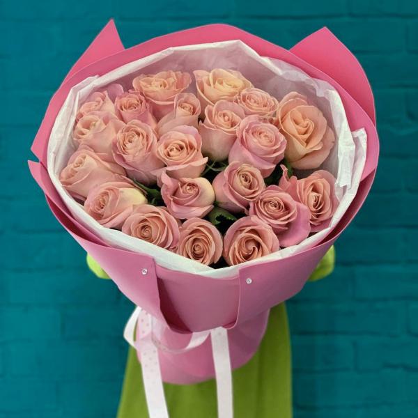 21 розовая роза "Розовый лепесток"