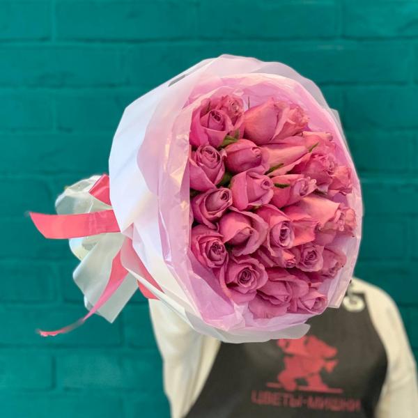 25 роз "клубничное мороженное"