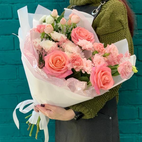 Роза и эустома "Душевная"