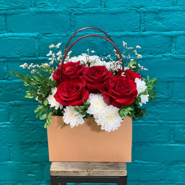 фото Роза и лимониум "Сердечная мелодия"