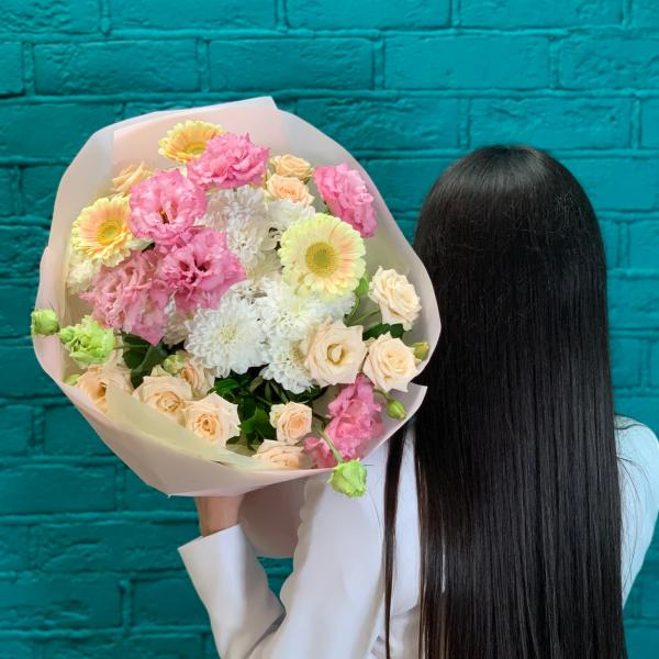 фото Герберы и эустомы "Малиновый раф"