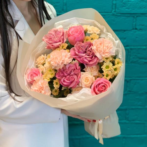 фото Пионовидной розы и хризантемы "Романтичный закат"