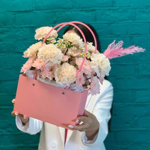 фото Гвоздики и танацетума "Чайная церемония"