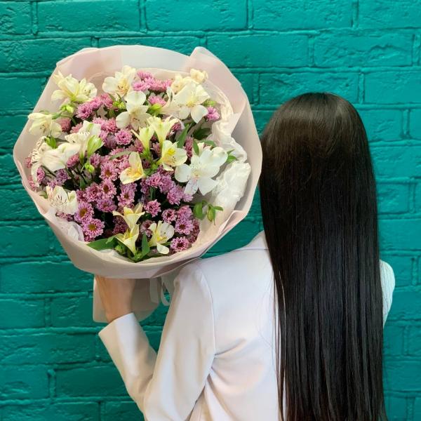 фото Хризантемы и альстромерии "Восточная мудрость"