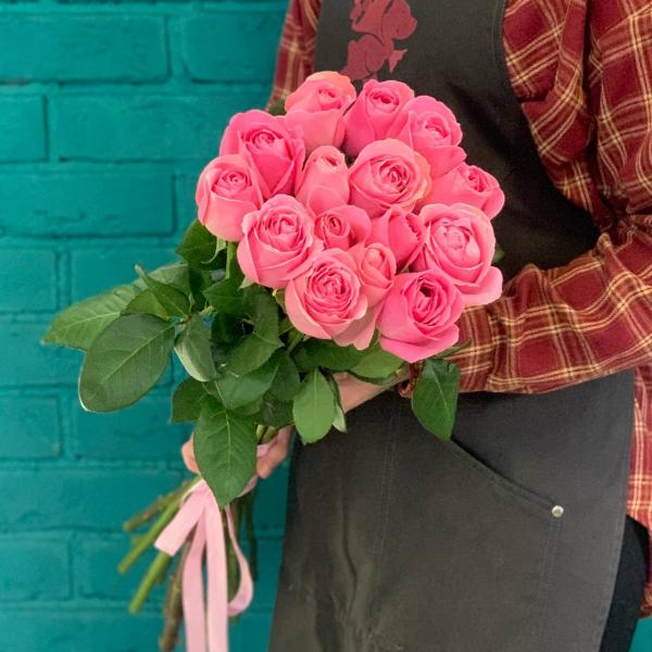 15 розовых роз 80см "Летнее сияние"