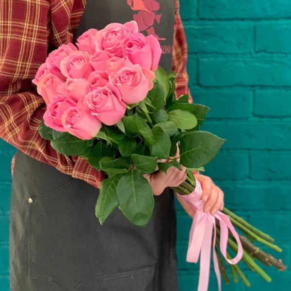 фото 15 розовых роз 80см "Летнее сияние"