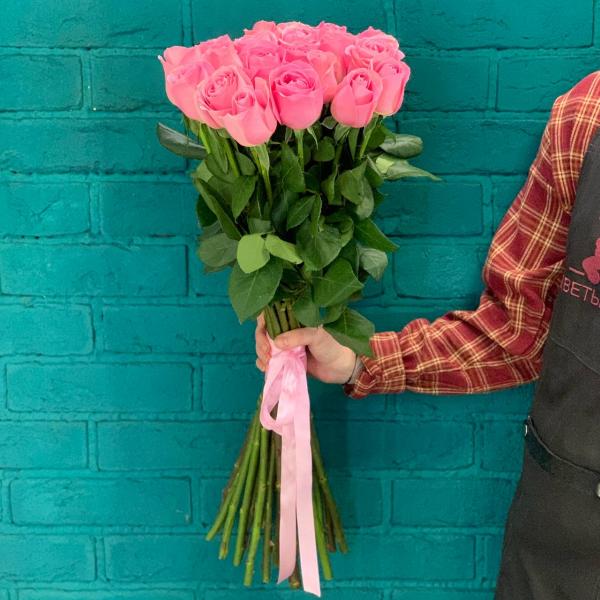 фото 21 розовой розы 80см "Неверленд"