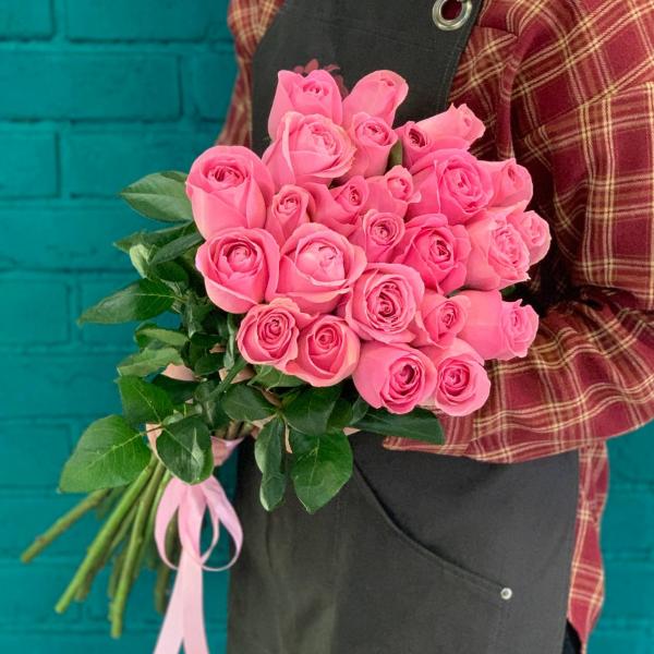25 розовых роз 80см "Пантера"