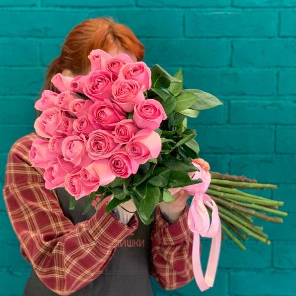 фото 25 розовых роз 80см "Пантера"