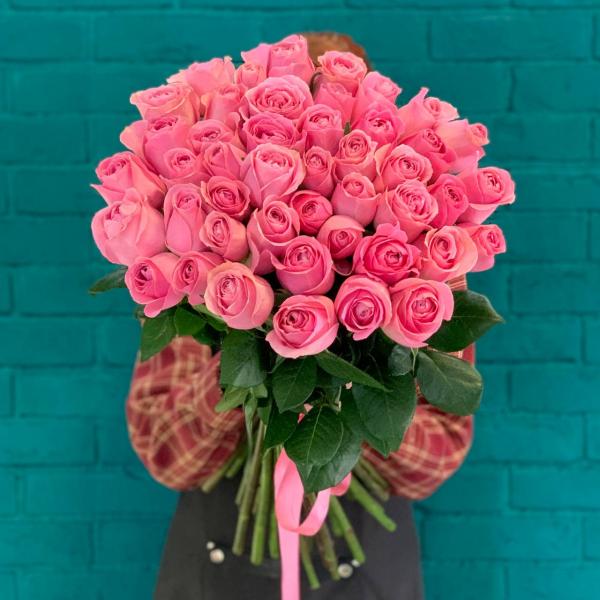 фото 45 розовых роз 80см "Чистое очарование"