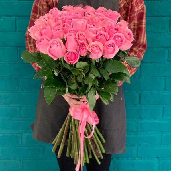 фото 45 розовых роз 80см "Чистое очарование"