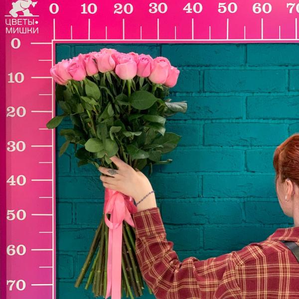 фото 51 розовая роза 80см "Сердечный порыв"