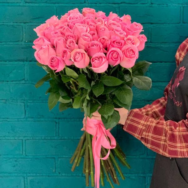 фото 51 розовая роза 80см "Сердечный порыв"