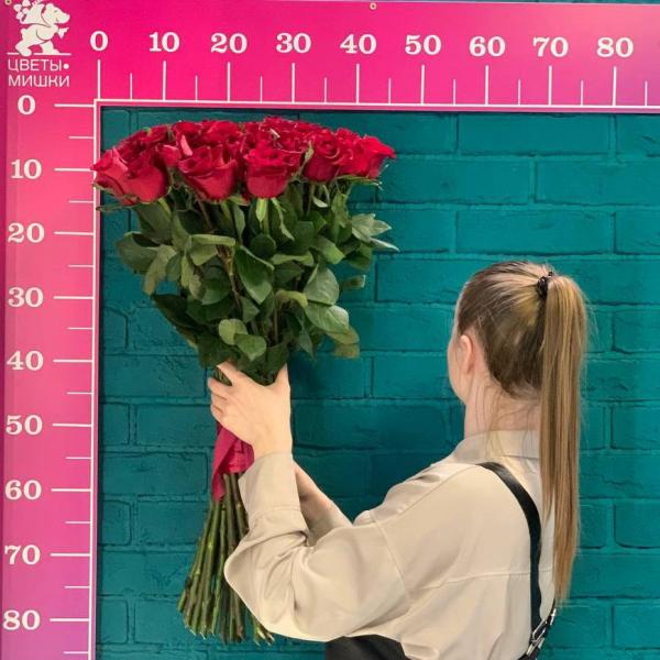 фото 51 красной розы 80см "Ноктюрн"