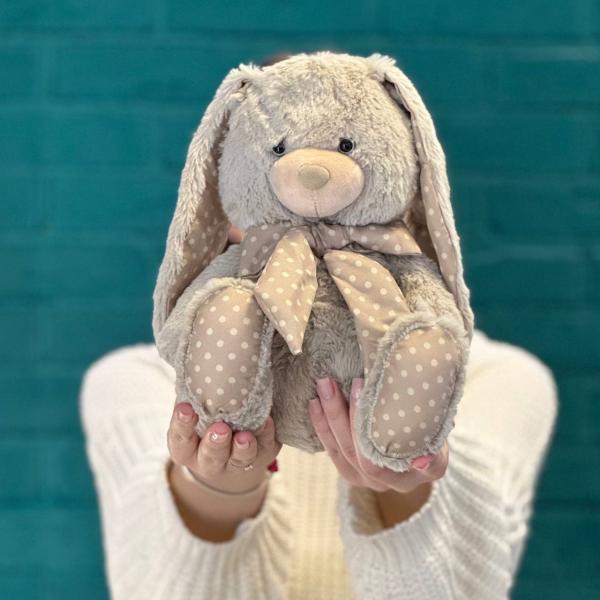 фото Мягкой игрушки "Зайчик Чарли"