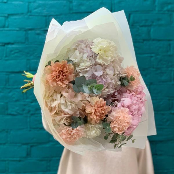 фото Гвоздики и гортензии "Момент счастья"