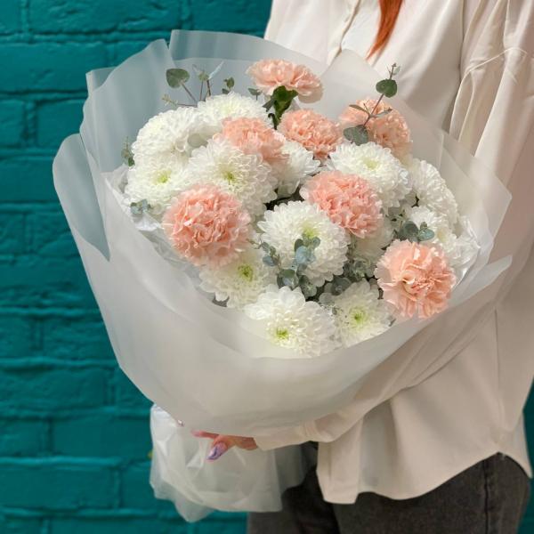 Гвоздика и хризантема "В унисон"