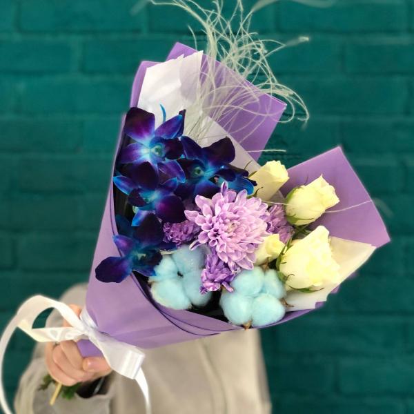 фото Хризантемы и дендробиума "Радостный хлопок"