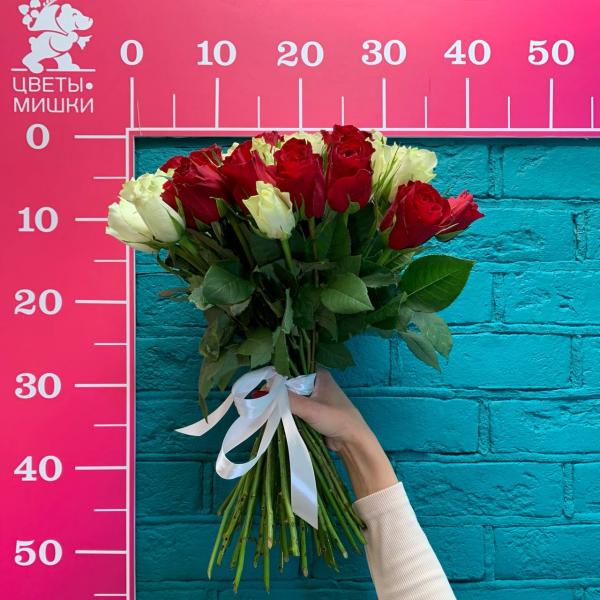 фото 51 разноцветной розы "Яркий август"