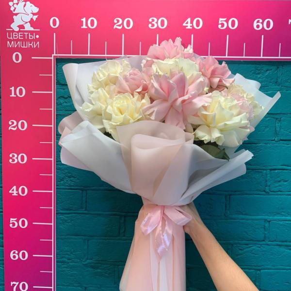 фото 11 французских роз "Авеню"