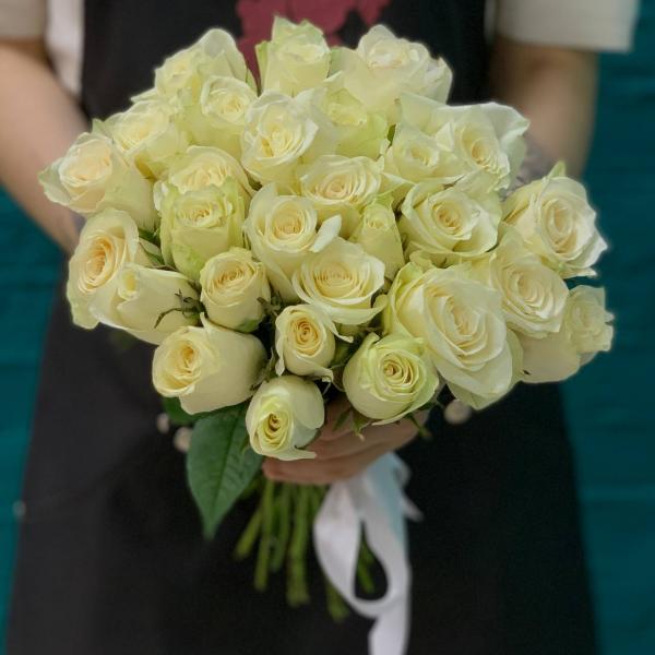 фото 29 белых роз "Эклер"