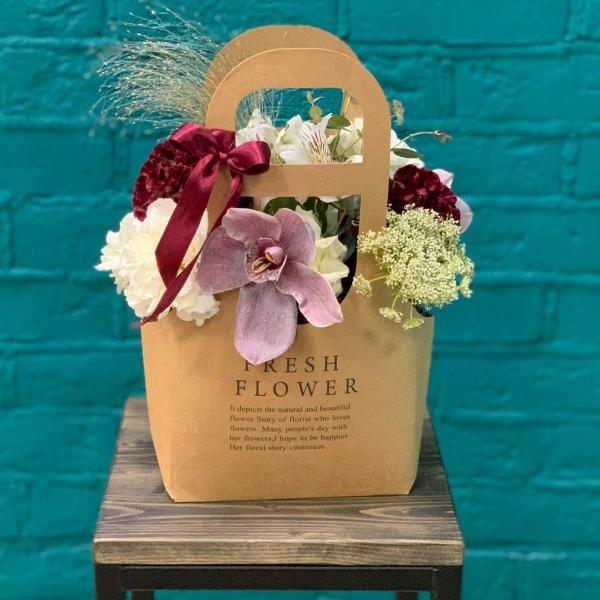 фото Орхидеи и эустомы "Тайский сад"