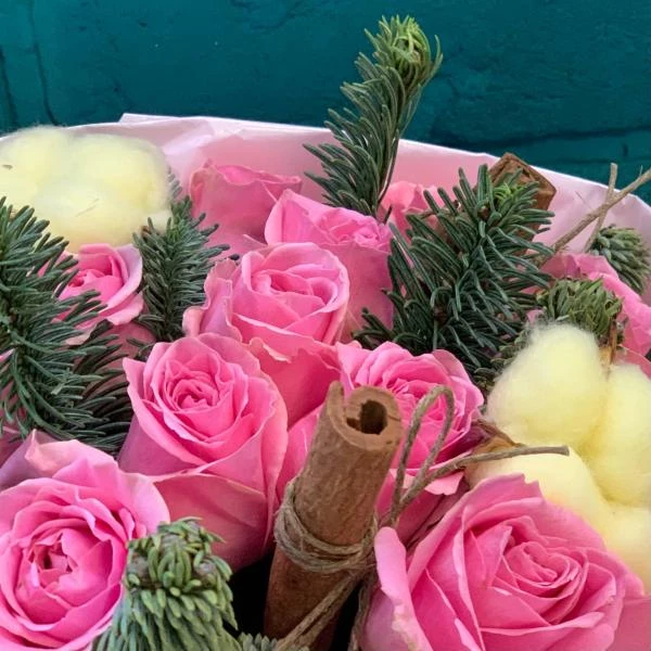 фото Розы и нобилиас "Пряный напиток"