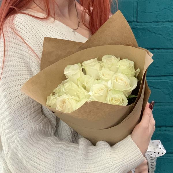 15 белых роз "Белоснежная красота"